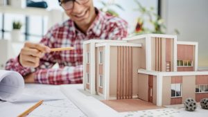 Constructeur de maison évolutive : les questions à poser avant de signer
